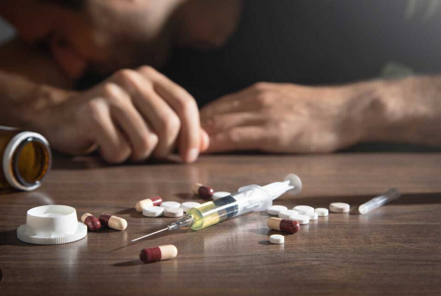 AlanForseth's tweet photo. “This Isn’t Harm Reduction — It’s Harm Denial”: @BCConservCaucus MLA @ClaireRattee &amp; MLA @elenoresturko Slam #bcpoli Govt’s Hypocritical Stance on Recovery  
https://t.co/jSZzcx6TDQ https://t.co/AqwLf1hZHQ