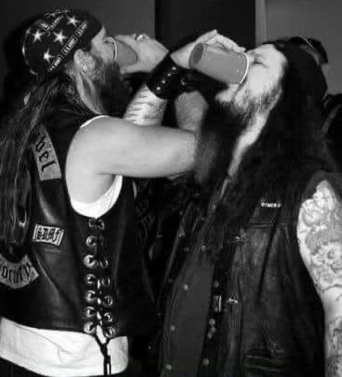 MidwestMetalDad tweet media