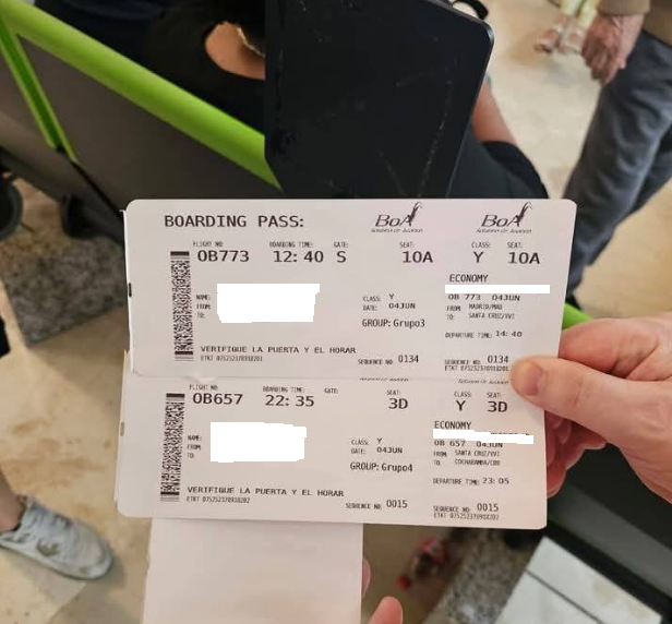 eldiario_net's tweet image. Encuentran a adulta mayor que extravió BoA. (12:03) eldiario.net/portal/2025/06… a través de @El Diario - Bolivia Encuentran a adulta mayor que extravió BoA. (12:03)
#ElDiarioBo #bolivianadeaviacion #monopolio #CielosAbiertos #PersonaEncontrada #ÚltimoMomento