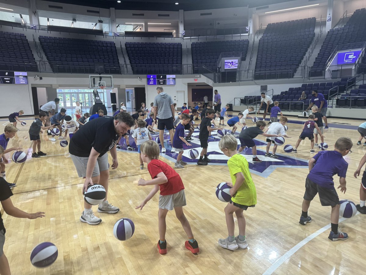 ACU_MBB's tweet image. Finished up a great week of our Day Camp.
We still have one more June 23-26th. Don’t miss out
Registration: ACUMBBCamps.com
#BeDifferent | #GoWildcats