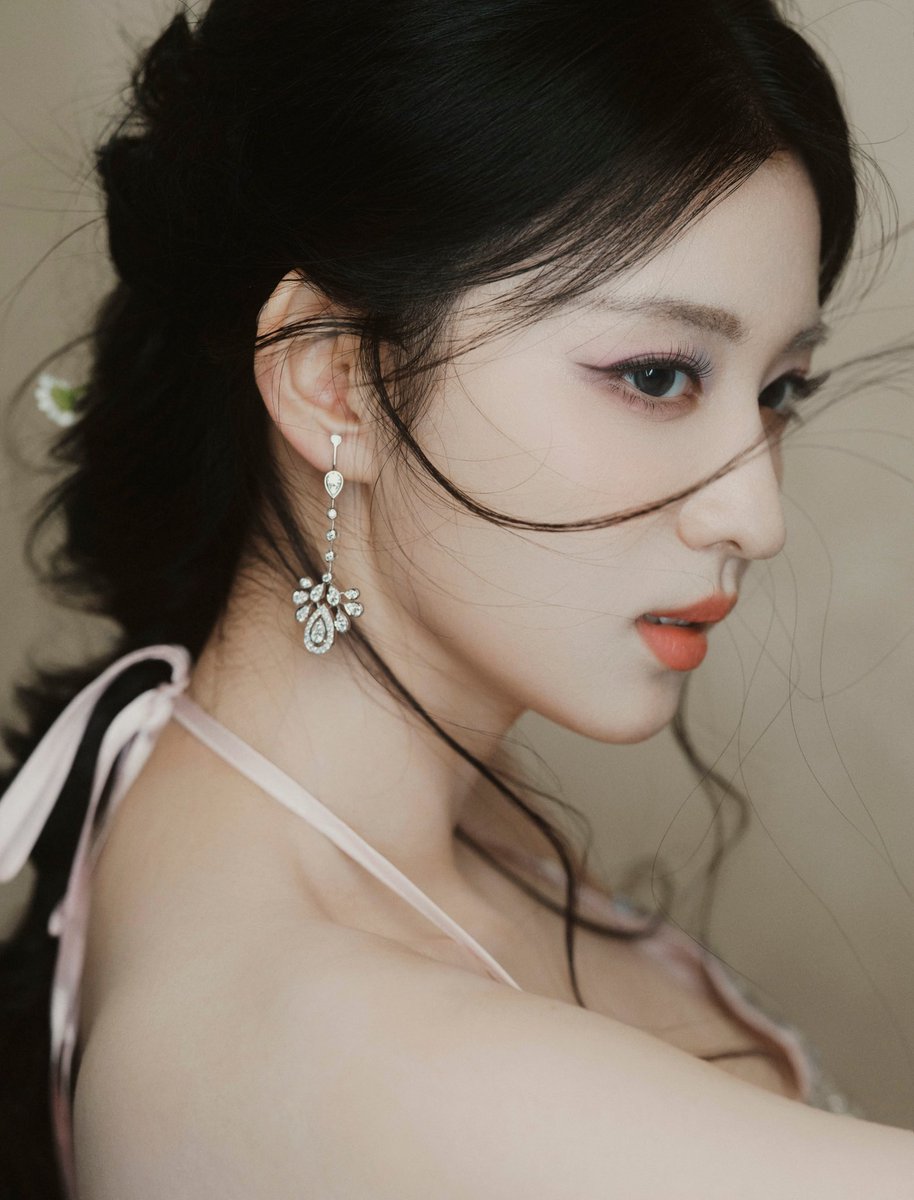 JANUARTA. tweet media