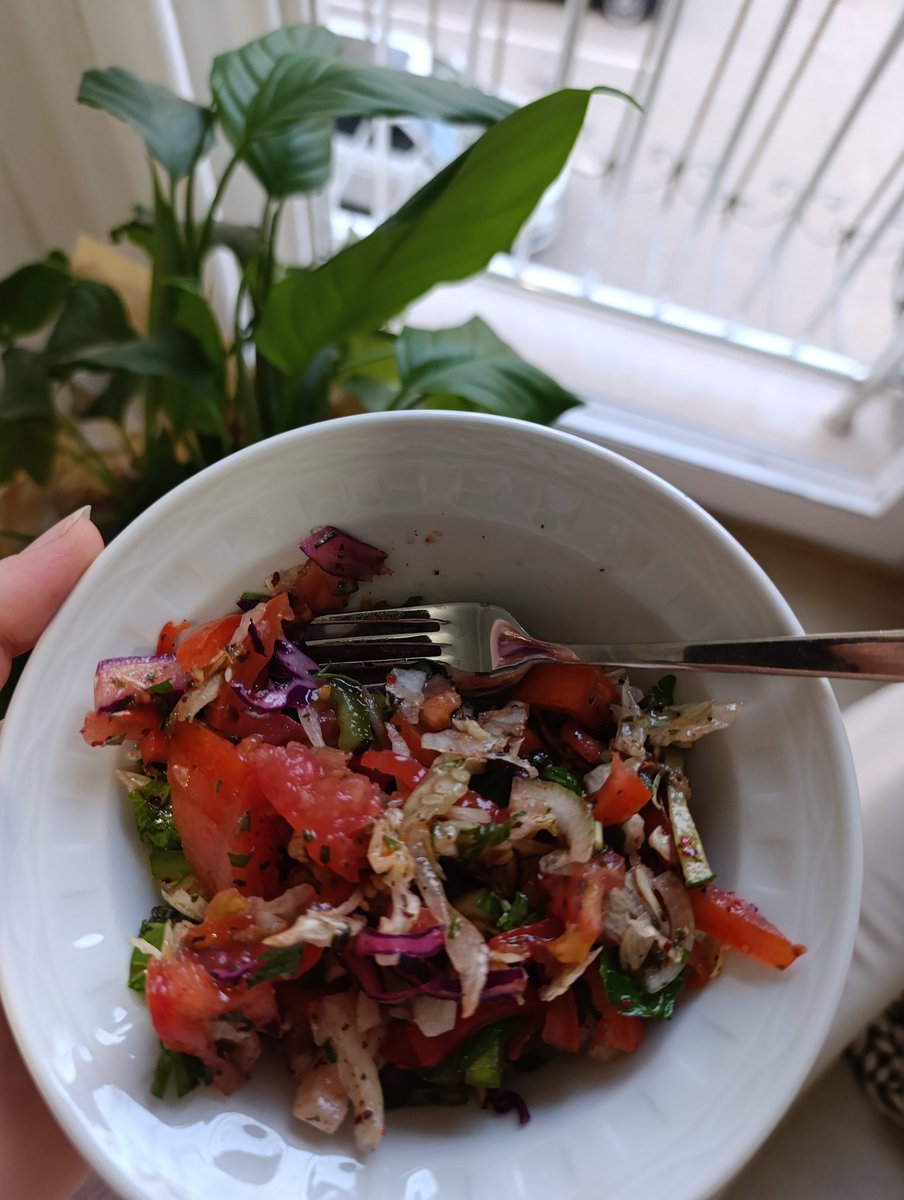 Et yemeyen o kızsındır;