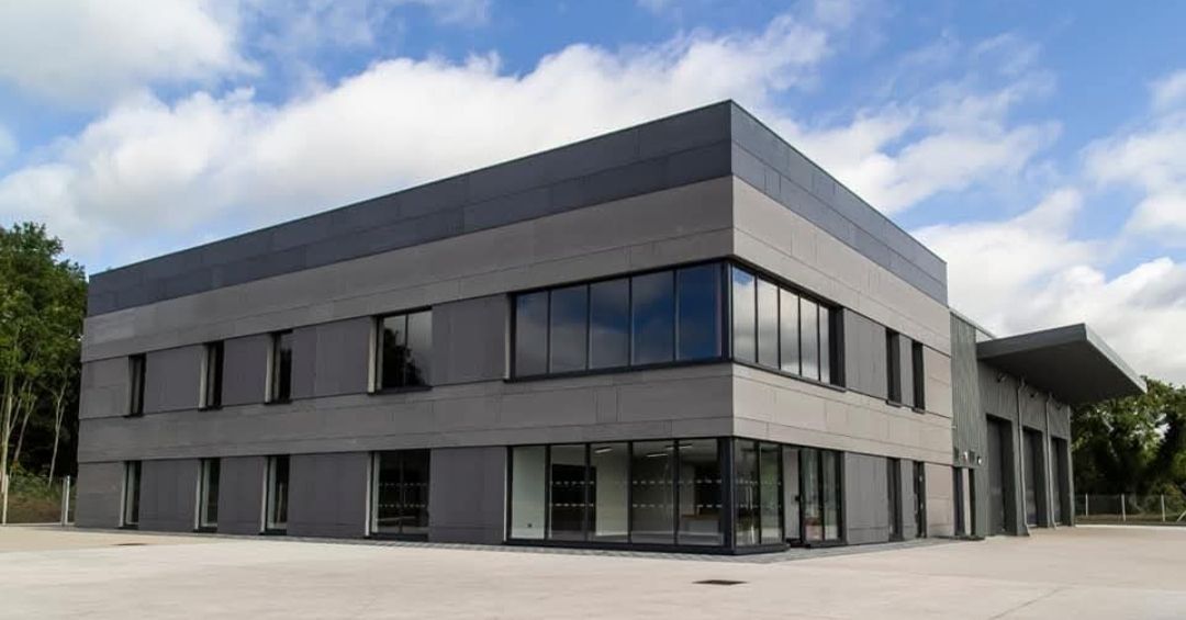 Did you know Manor Architects has delivered cutting-edge industrial and commercial facilities—across recycling, energy, and logistics—with complex planning and tailored solutions? 

From concept to completion, our work drives local economies and global standards.