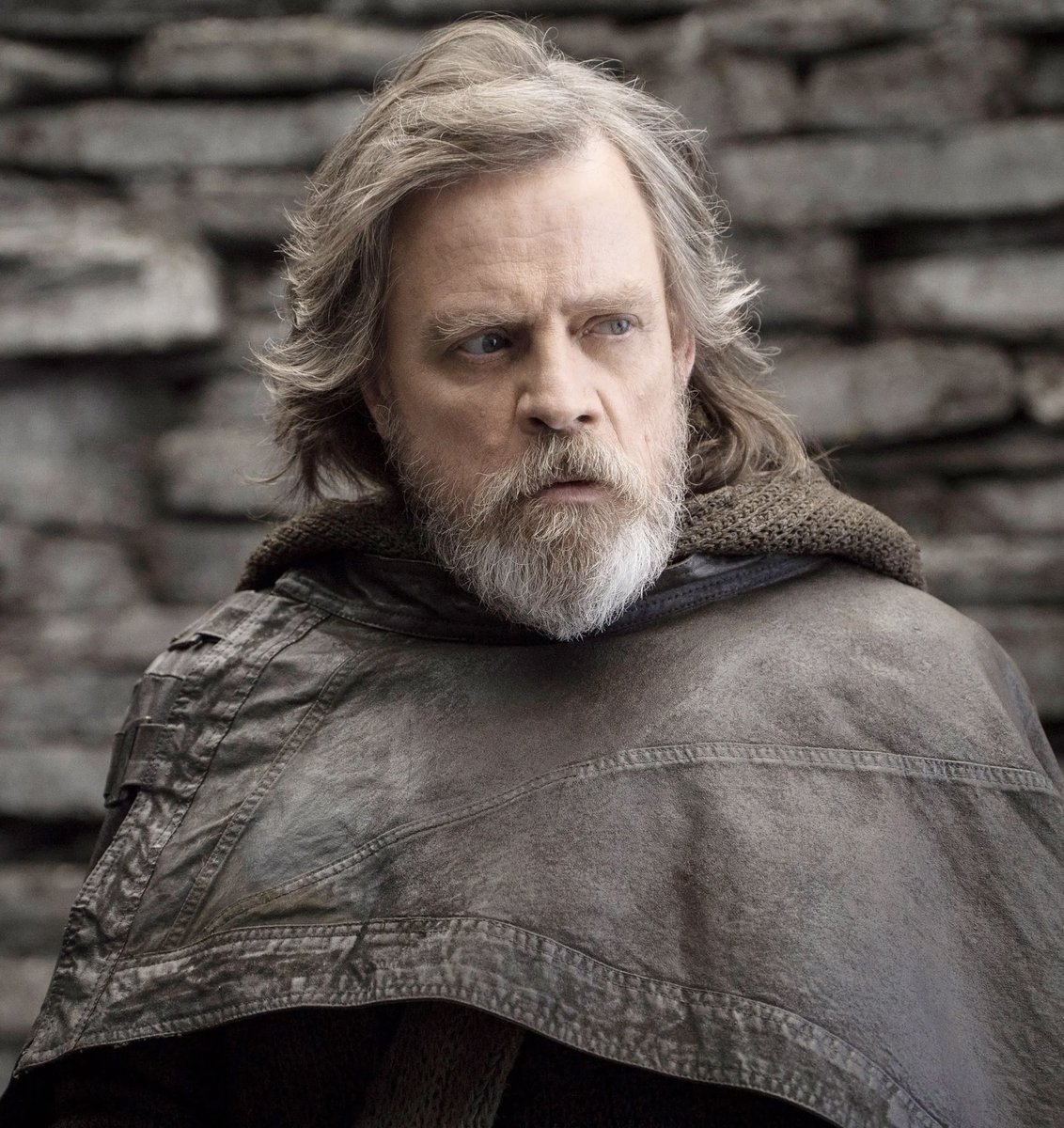 cosmic_marvel's tweet photo. Mark Hamill on what order you should watch the ‘STAR WARS’ films:

“I don’t care.”

(via @TheView) https://t.co/hDDYLRGDip