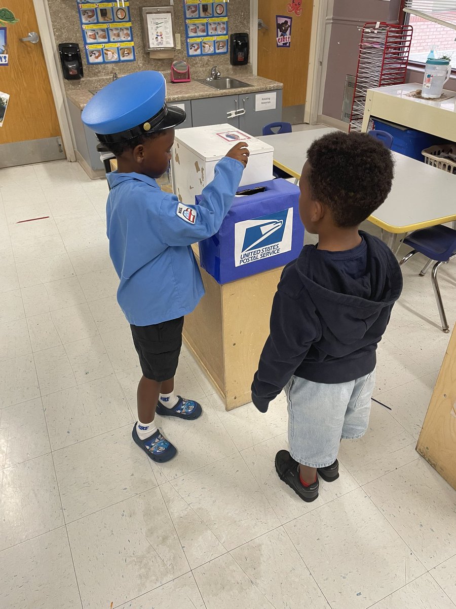 Amy M. Jacobs (@commjacobs) on Twitter photo Summer fun & learning are in full swing at Summer Transition Program at Premier Academy! 😊🎭 This week, students were treated to a special visit from <a href="/alliancetheatre/">Alliance Theatre</a> —sparking creativity and imagination through storytelling. Plus they learned about the post office. Summer fun & learning are in full swing at Summer Transition Program at Premier Academy! 😊🎭 This week, students were treated to a special visit from <a href="/alliancetheatre/">Alliance Theatre</a> —sparking creativity and imagination through storytelling. Plus they learned about the post office.