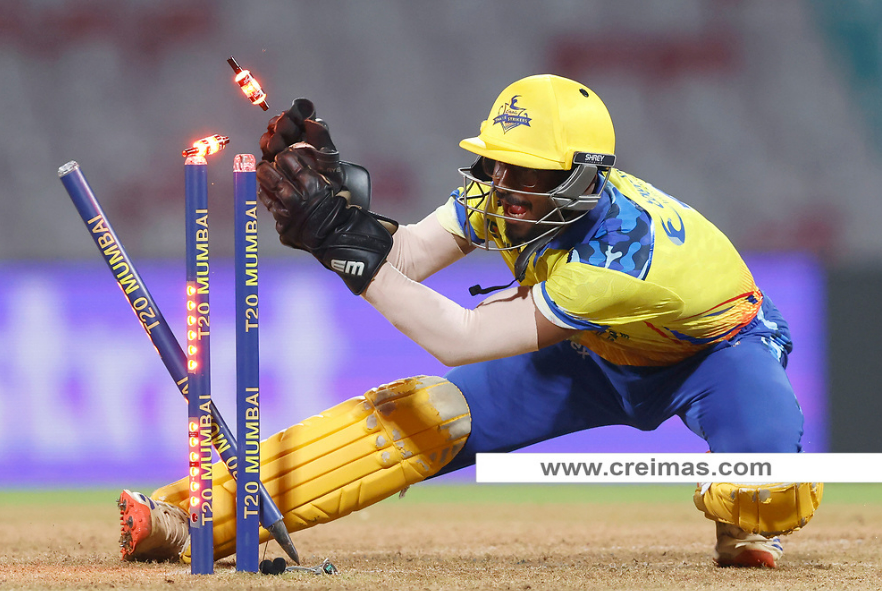 Dcreimas's tweet photo. Mumbai South Central Maratha Royals won by 6 wickets.
#T20Mumbai #AalaReAglaStar
For latest pictures click to: https://t.co/J3oijxgbHb https://t.co/wxUppI85Mk