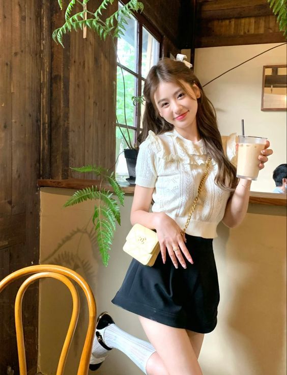 lkpd770362's tweet photo. จะไม่ขอสู้กับใคร .. 😍😍
เพราะเราเป็นคนน่ารัก ไม่ใช่นักมวย 💢
.
.
.
#แคปชั่นอ่อย #แคปชั่นตลก #แคปชั่นเศร้า #คําคมชีวิต #แคปชั่น #แคปชั่นเด็ด #แคปชั่นโดน #ครูเต้ย #PitBabe2EP6 #vvolkvo #สุขสันต์วันเกิดเขมจิรา #อโยธยาเอยาวดี #PentorJrp #JUNG_PERSES #SkyNani https://t.co/NfSCGA9zx0