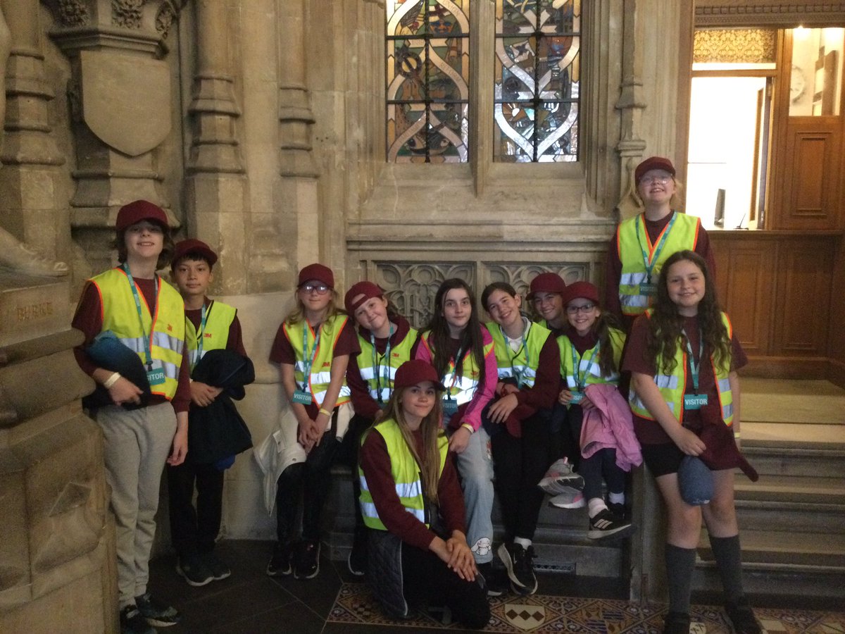 A fantastic tour round the Houses of Parliament and Westminster! 🇬🇧 #stgdbethelight