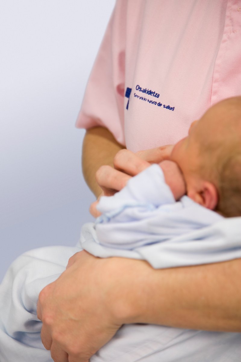 Osakidetza amplía su cribado neonatal a 23 patologías, y para el año que viene abarcará 32 eitb.eus/es/noticias/so…