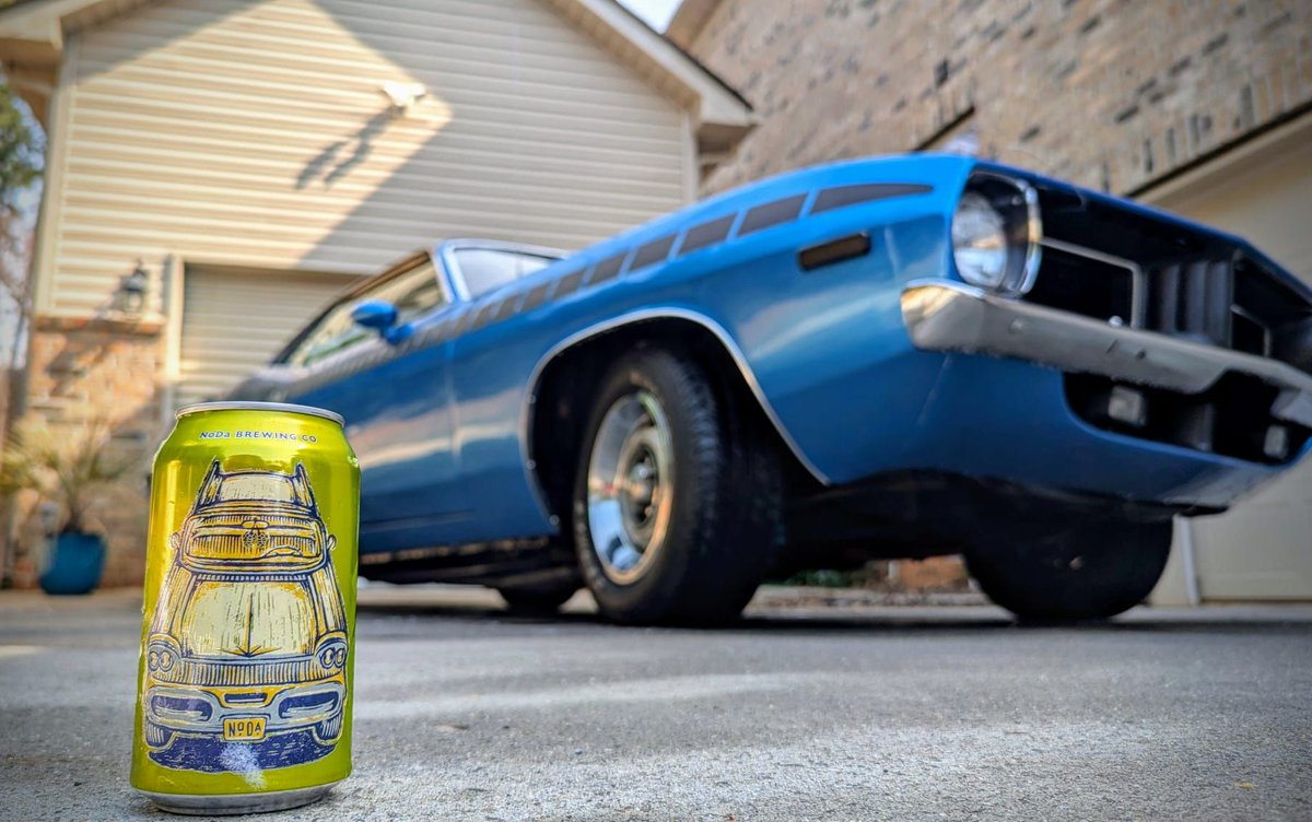 Roll into something good this summer ☀️

Whether you’re cruising back roads or just kicking back, Hop Drop 'N Roll is built for the ride.

Classic car. Classic beer 🍻