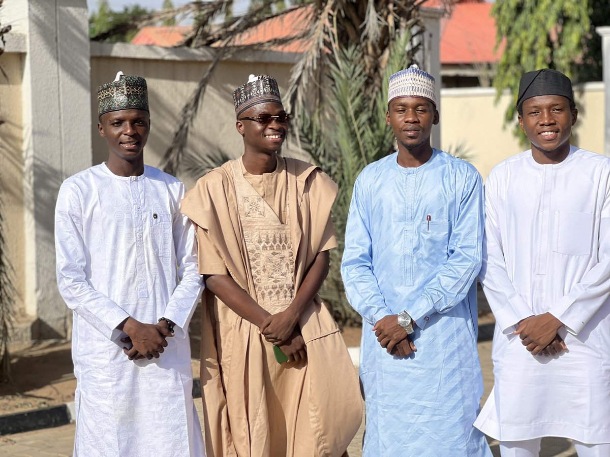 Whoelsebutmusty's tweet photo. Eid Mubarak from my family And I 🤍
Taqaballna Minna Wa Minkum 🤲🏾 https://t.co/tBsQa5FQqG