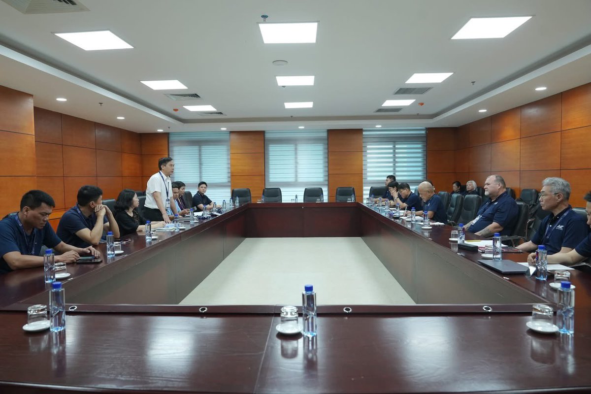 AsianVolleyball's tweet photo. Inaugural AVC Women's Nations Cup set to launch in Hanoi on June 7
Read more:https://t.co/h4CyH7UDLY
#FIVB #VolleyballWorld #AVCWomensNationsCup #AVC #AVCVolley #AsianVolleyball #VFV #mikasasports_official #StayActive #StayStrong #StayHealthy https://t.co/Zvc9jKHWur