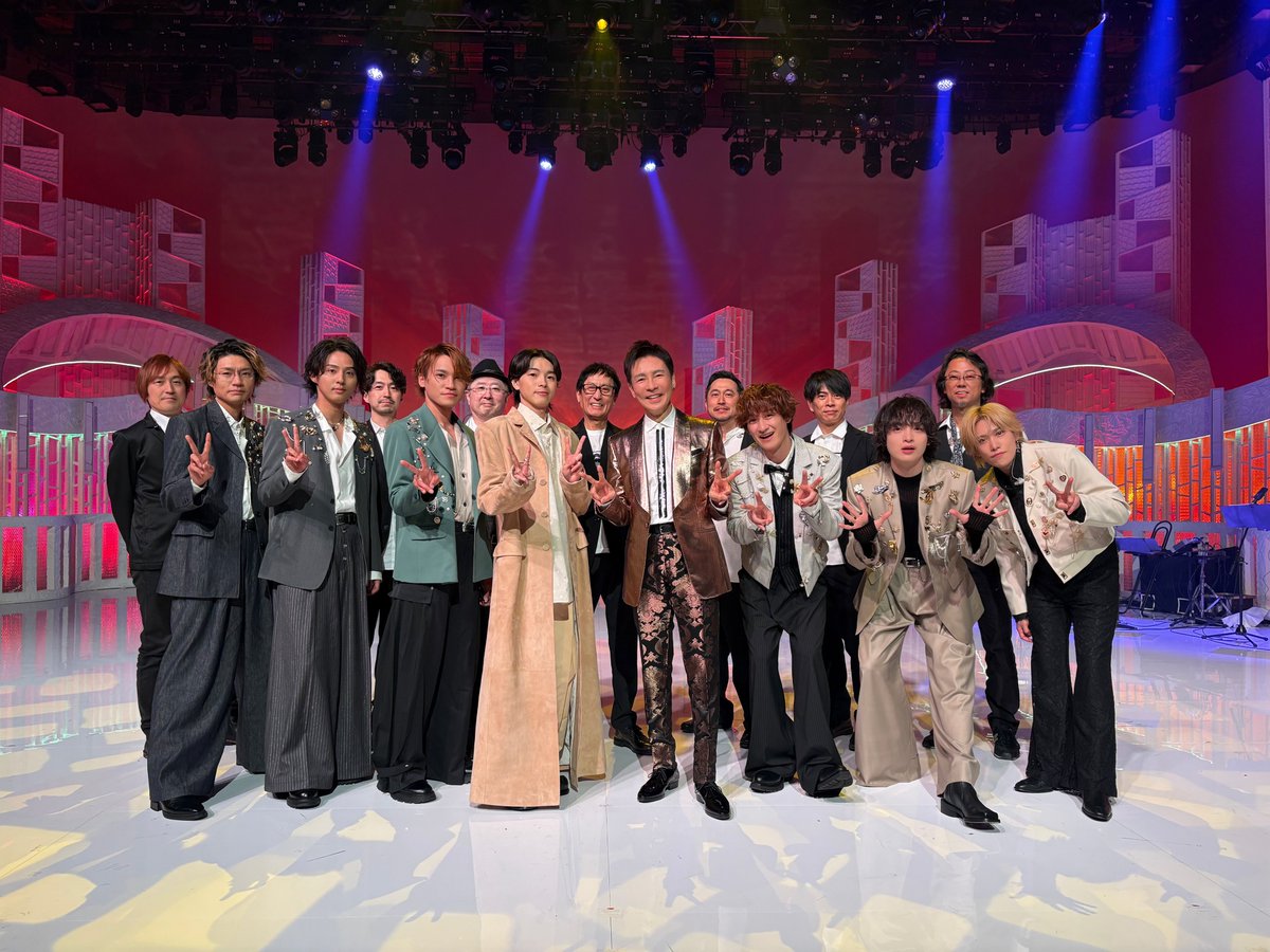 KMF2_0810MENT's tweet photo. 「 #MUSICFAIR 」📺
ご覧いただいたみなさん
ありがとうございました❕

発売中のAL「MAGFACT」より
🌕Glory days
🎬https://t.co/m2MXSVQizX

郷ひろみさん × Kis-My-Ft2
🎵GOLDFINGER'99

パフォーマンスさせていただきました🎙️🔥

#KisMyFt2_MAGFACT
#ミュージックフェア https://t.co/p5dwBbbXW3