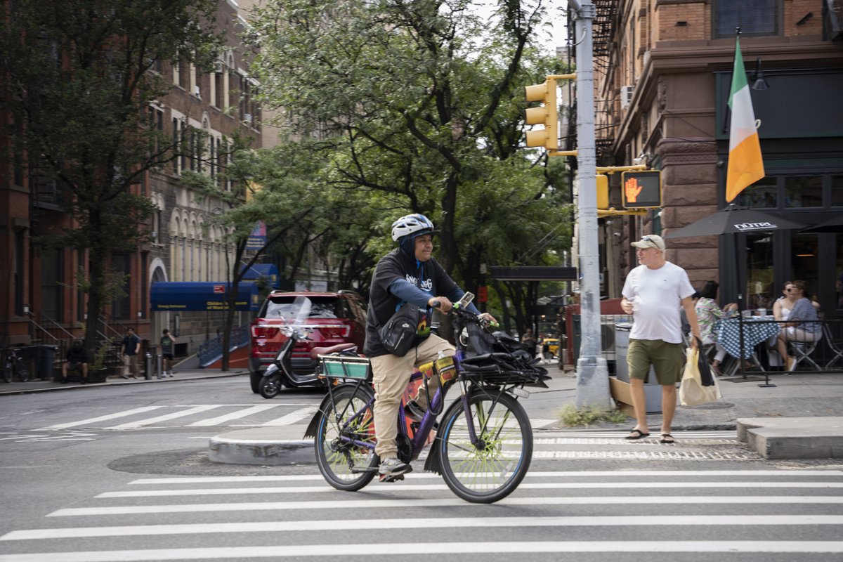 The “e” doesn’t stand for endangering or enraging

A 15mph speed limit on ebikes will keep riders moving and keep pedestrian safe!