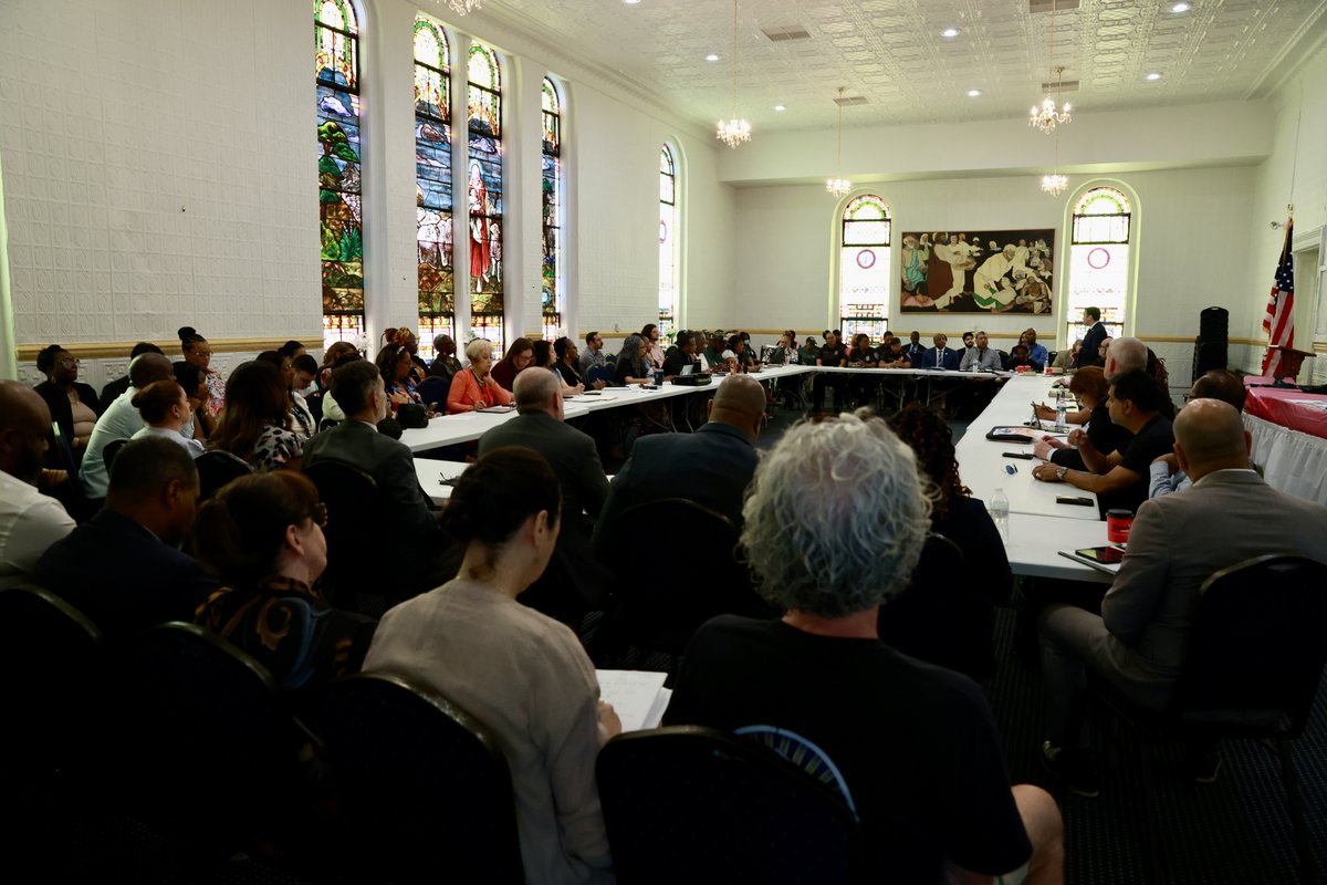 NewJerseyOAG's tweet image. I appreciated the opportunity to meet with the Trenton Capital City Community Coalition and share our latest efforts to combat gun violence. Grateful for their partnership—and for all our community partners—as we work to build trust and create a safer Trenton for everyone.