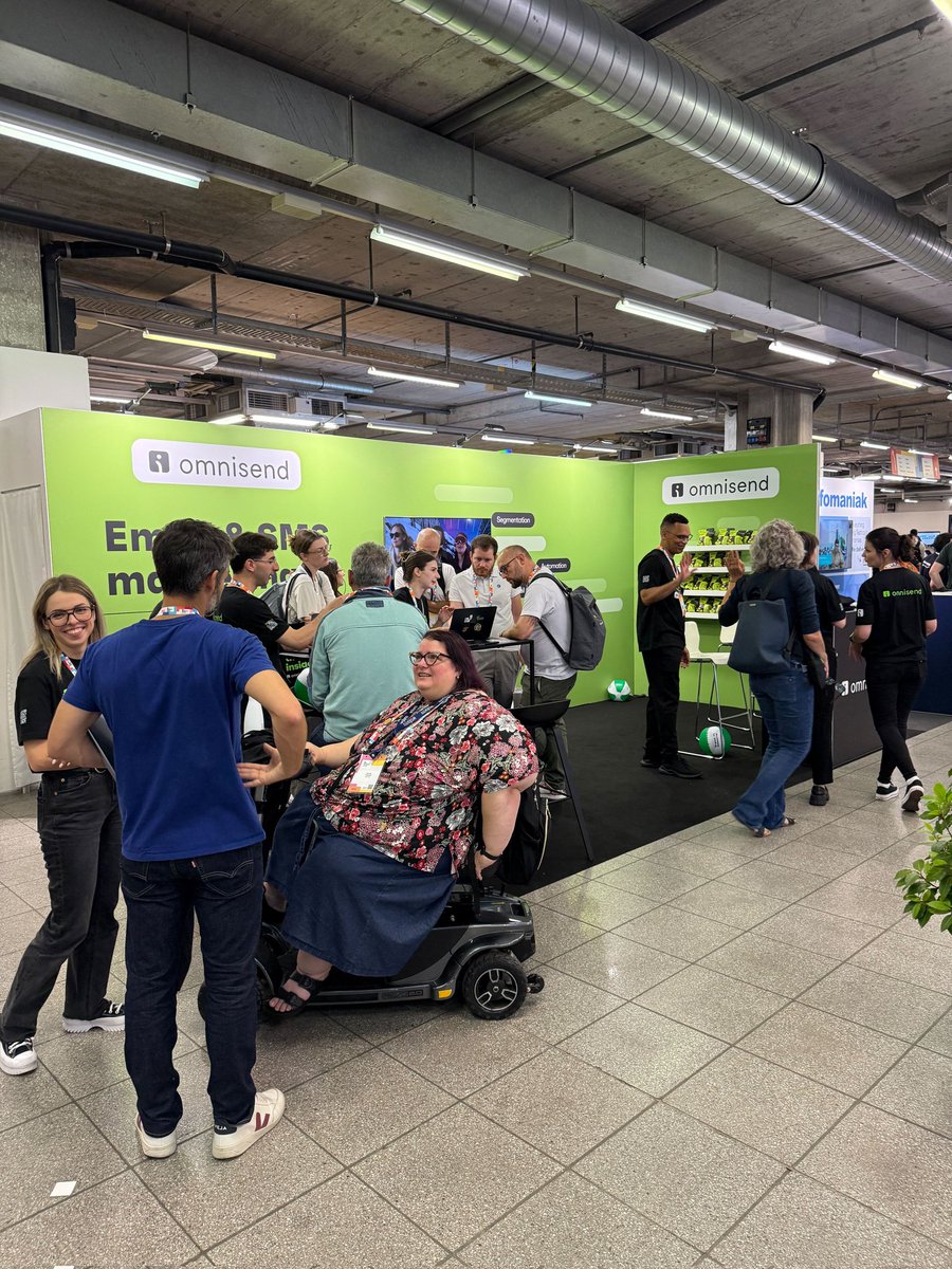 Had a great first Conference day today at #WCEU2025 

Lots of people stopping by our both to talk email &amp; SMS marketing, and grab some swag and chips! 

If you haven't yet, make sure to stop by the <a href="/omnisend/">Omnisend</a> booth?