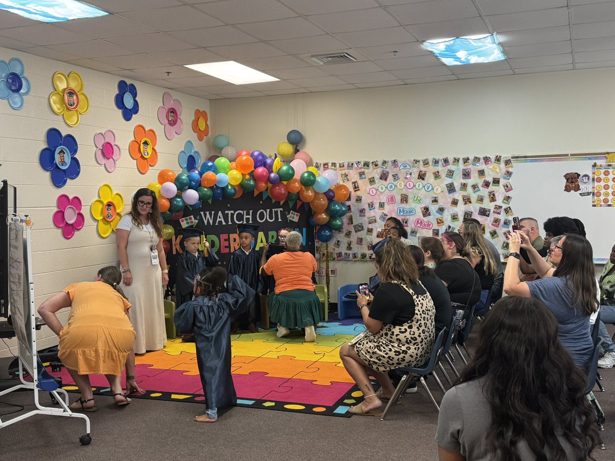 Shiloh Valley Primary School (@shilohvalleyps) on Twitter photo Happy LAST day of school! We ended the week with more celebrations! #TeamUCPS πππ»πΎ <a href="/AGHoulihan/">Andrew G. Houlihan</a> <a href="/TopperJenn58692/">Jennifer Topper</a> <a href="/UCPSNC/">Union County Public Schools</a> Happy LAST day of school! We ended the week with more celebrations! #TeamUCPS πππ»πΎ <a href="/AGHoulihan/">Andrew G. Houlihan</a> <a href="/TopperJenn58692/">Jennifer Topper</a> <a href="/UCPSNC/">Union County Public Schools</a>