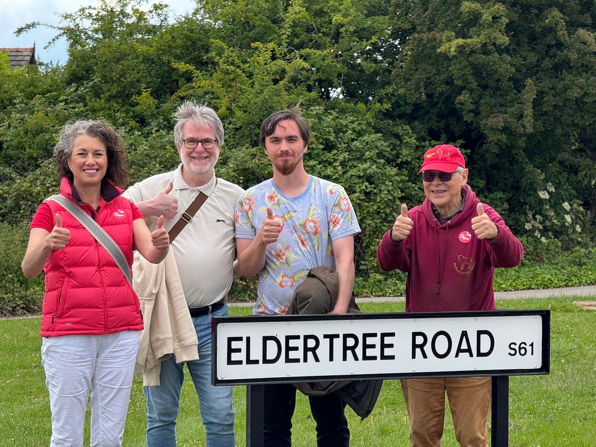 Sarah Champion (@sarahchampionmp) on Twitter photo Thank you Thorpe for all your support on the doors today for <a href="/UKLabour/">The Labour Party</a> Council candidate Kieron Bolt 🌹<a href="/RotherhamLabour/">Rotherham Labour </a> Thank you Thorpe for all your support on the doors today for <a href="/UKLabour/">The Labour Party</a> Council candidate Kieron Bolt 🌹<a href="/RotherhamLabour/">Rotherham Labour </a>