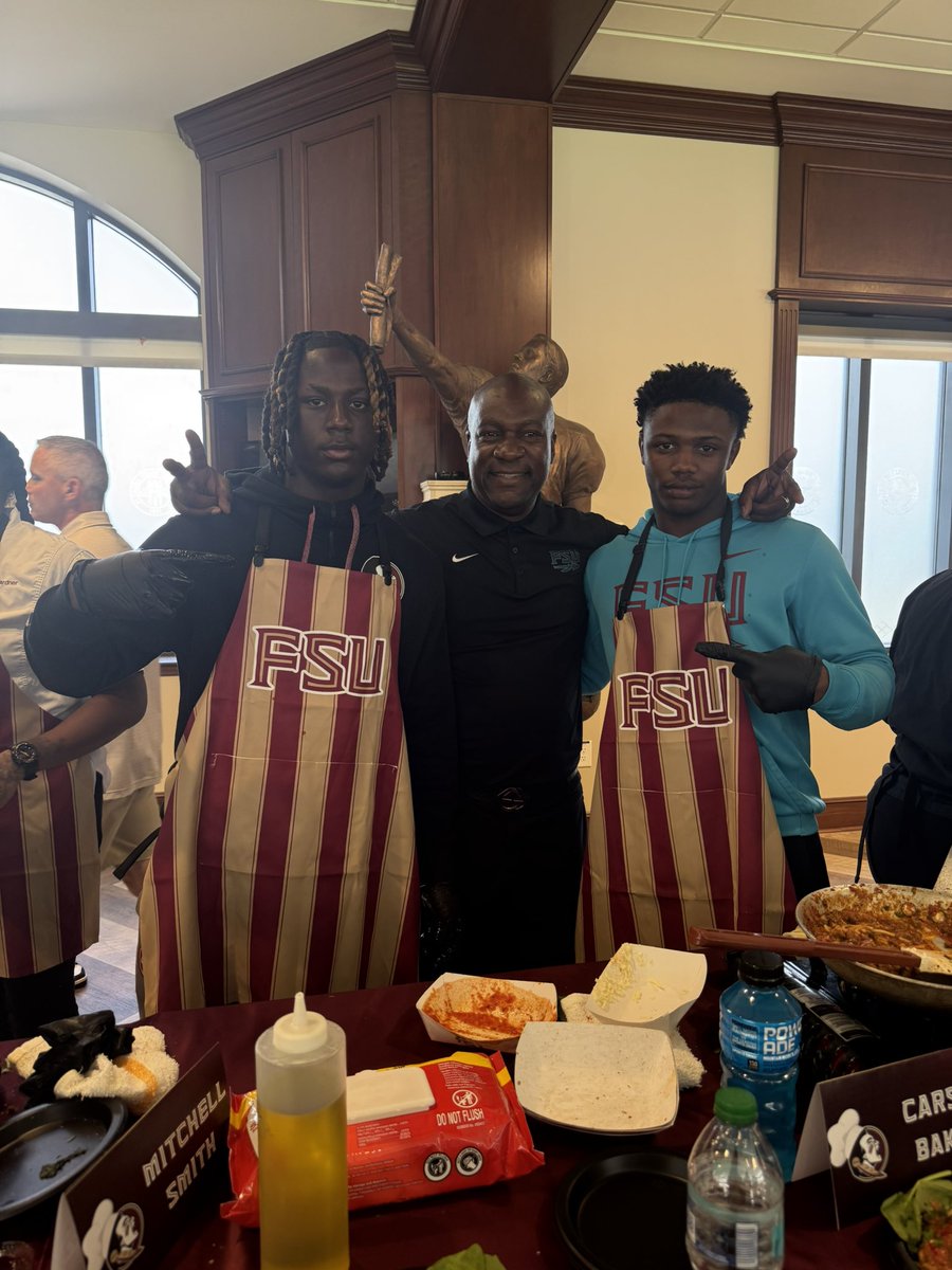 <a href="/Jaelamar34/">Jae Lamar 4⭐️RB</a> 👀👀👀