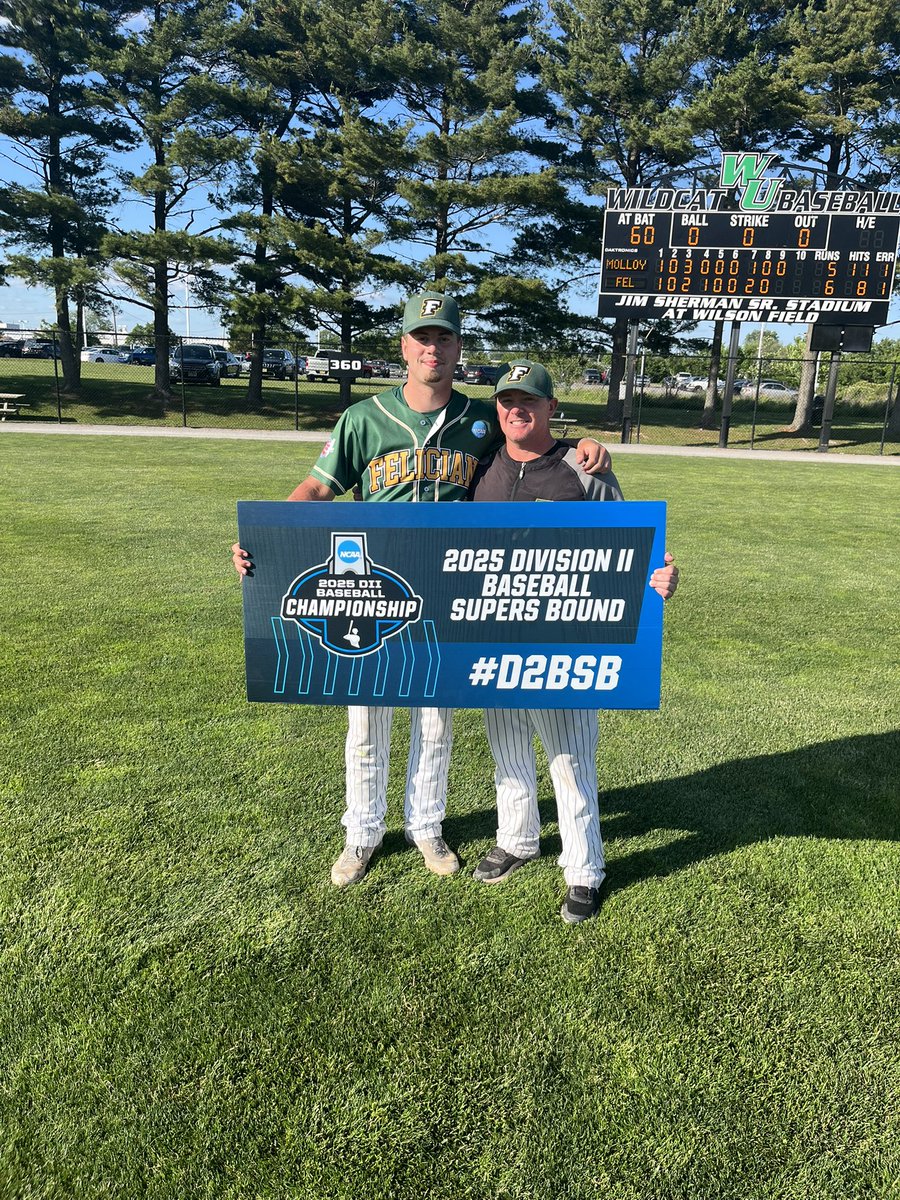 kyle_peterson3's tweet photo. What an awesome freshman year.  Love this group forever.  Thank you to the man above 🙏🏽 https://t.co/X68jJrp2nR