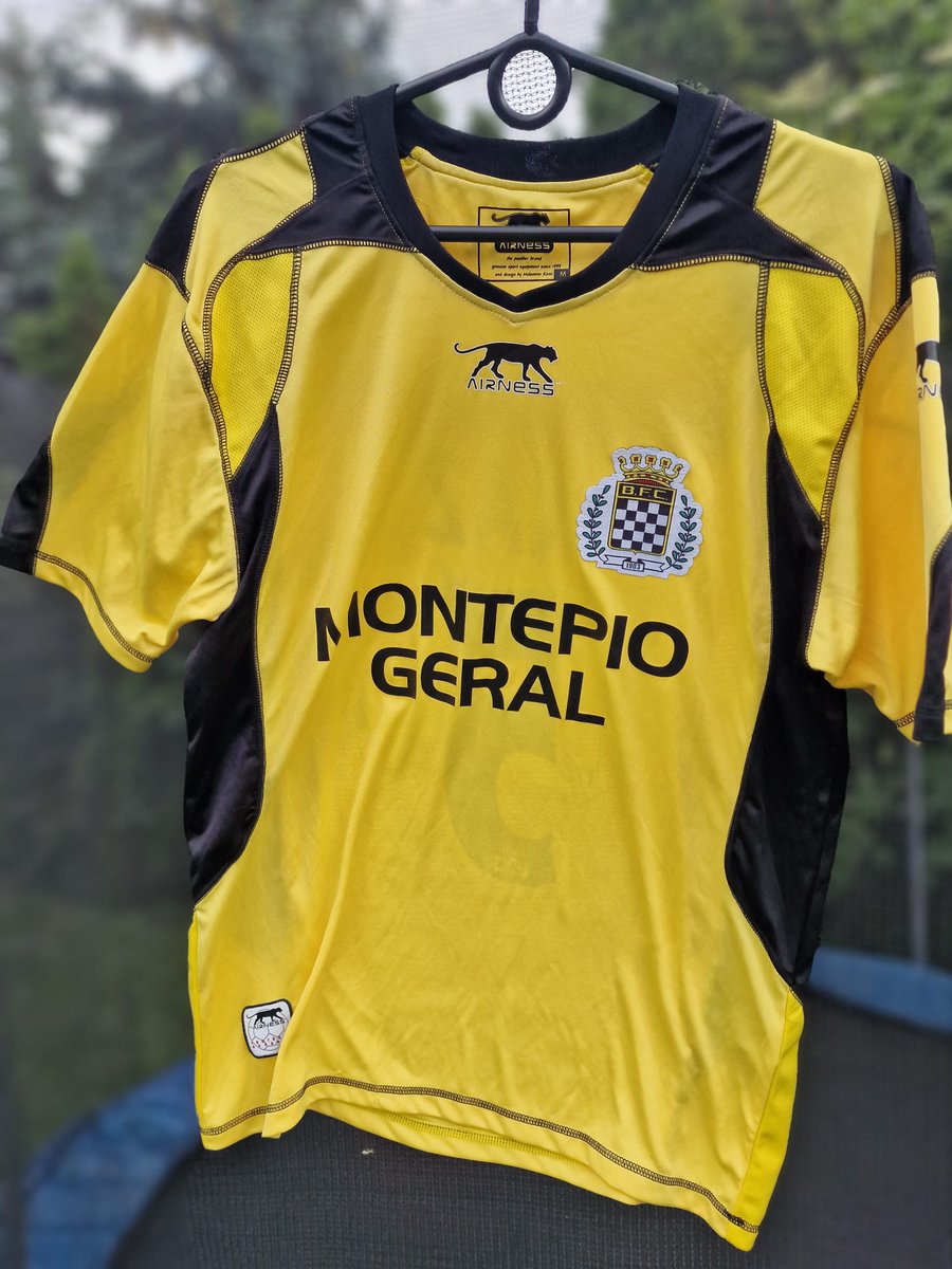 ⚪️⚫️ Futebol Clube Boavista 🇵🇹

Licytacja nr 8️⃣ dla Arusia 👦❤️
w misji <a href="/FutboholikCup/">#FutboholikCup</a> ⚽️☀️

➡️pomagam.pl/ed8fyn

👕 Koszulka - Boavista FC #5 Kaźmierczak (z autografem 🖋🔥)

(od <a href="/redaszu/">Artur Szczepanik</a> ❤️)

📏 Rozmiar M

kliknij ❤️ i podaj dalej 🔃🤝

Szczegóły Tweet #2 ⬇️