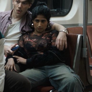 rorybegins's tweet photo. issa your doe eyes &amp; armpit hair &amp; manspreading have bewitched me body and soul #NEEDTHAT https://t.co/NQWE6ILFGr