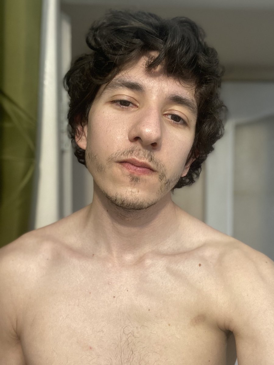 empathytrigger's tweet image. Хеллоу, это я, восстанавливаюсь после септопластики