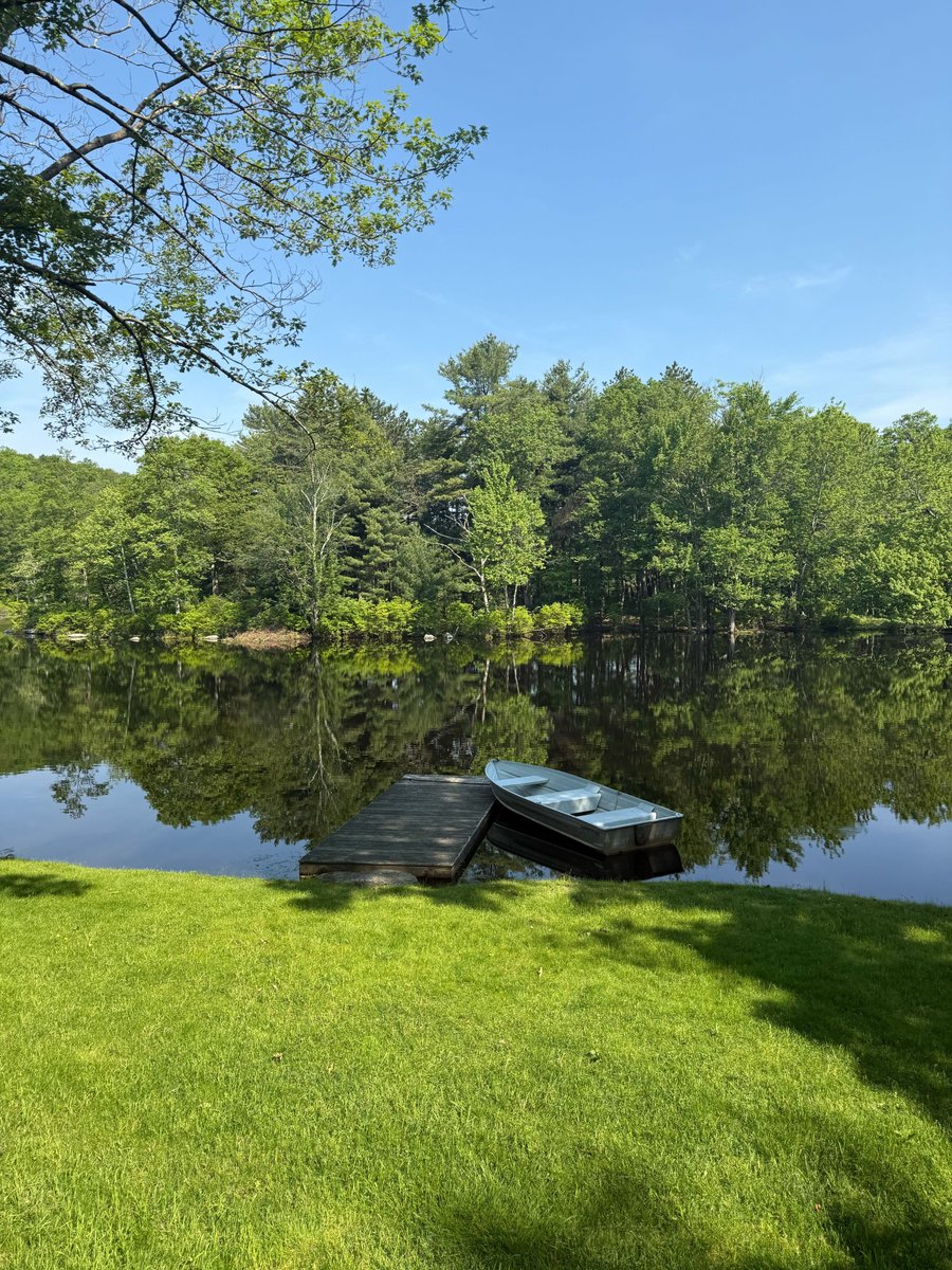 Just wrapped up our annual company off-site &amp; one of the best weeks of my life!

We rented out Cedar Lakes Estate in New York for our first ever Camp Quantum — shoutout to our camp counselor and culture queen @Saneh for putting together an unbelievable experience:

  • Quantum