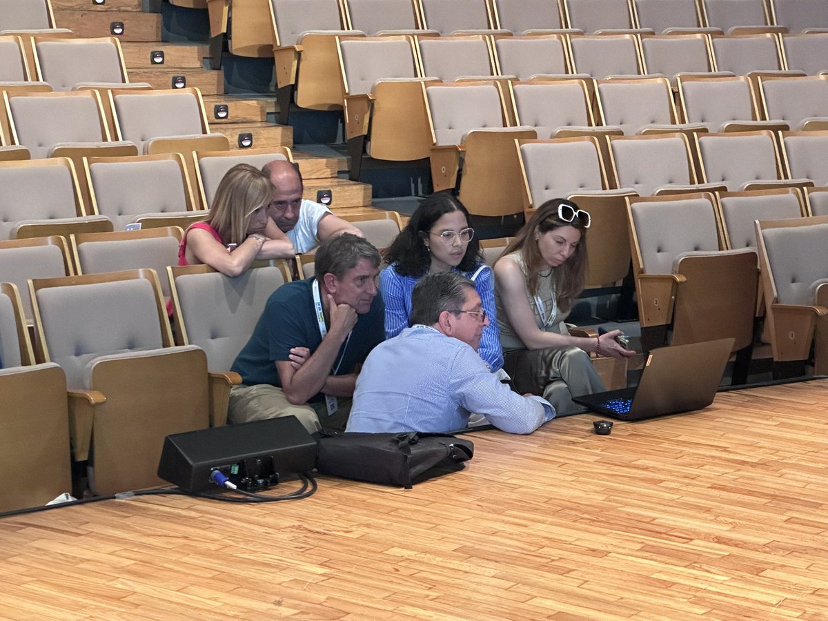 Gracias a los participantes en el Curso pre congreso “Síndrome coronario agudo: lo que no debes obviar” 🫀

nos vemos el lo que viene!!! 💙

#SEMES2025 #SCA #Orgullodeurgenciologo #Especialistasenloqueimporta