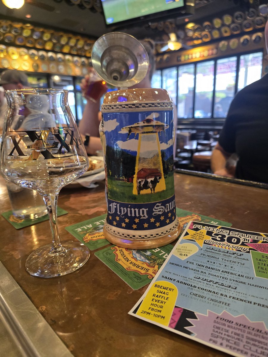 Flying Saucer Sugar Land tweet media