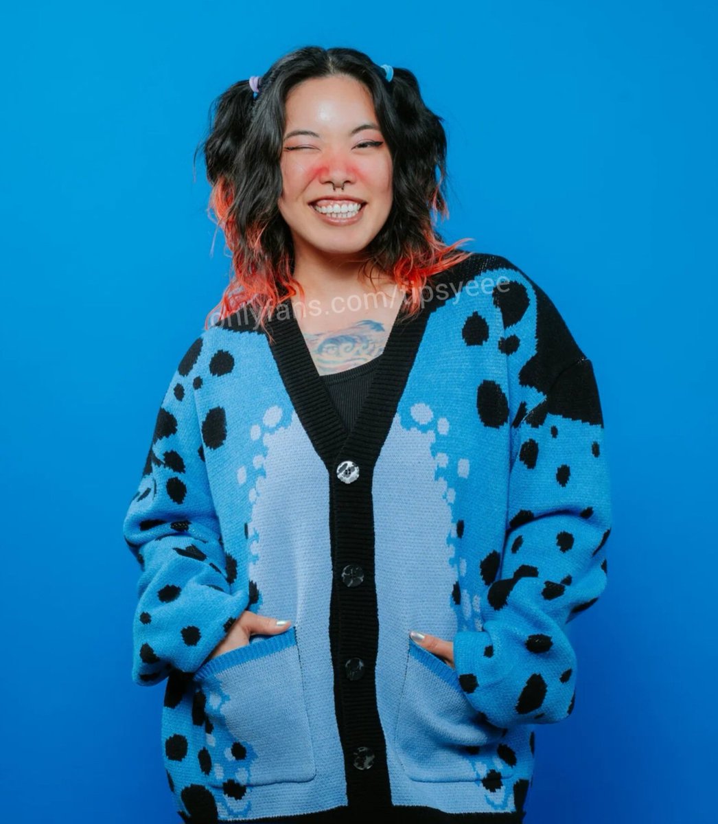 tipsyeee's tweet image. HELLO FRIENDS REMEMBER WHEN I SAID I HAD A MODELING GIG
HERE ARE SOME PICS FROM IT!!!!!
Very pleased that they loved my laugh and smile and encouraged me to do so in every shot :)