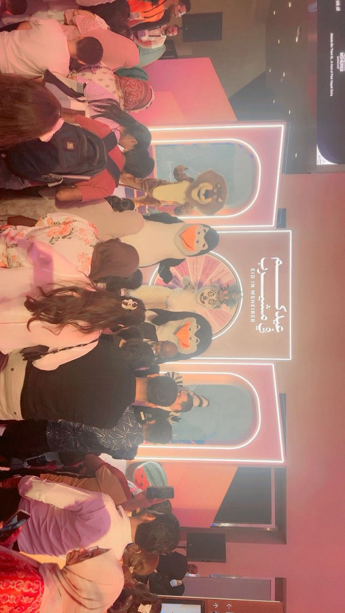 أسـعد نـفسـك بنـفسـك لا تنتظر قدوم السعادة وهي بين يديك، لا تنسى أن تفرح بكل تفاصـيل الحياة بأبسط الأشياء فالسعادة