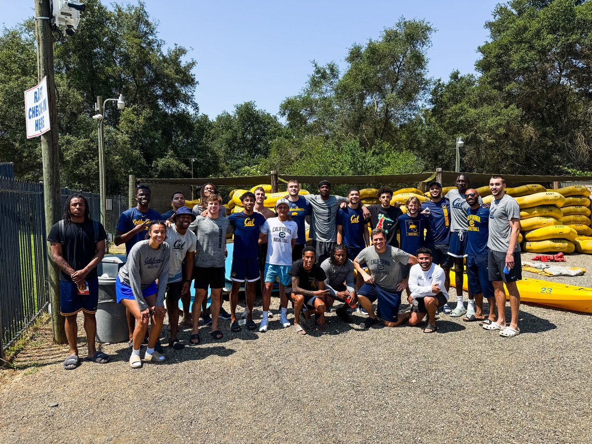 Friday well spent on the water 🚣‍♀️

#GoBears