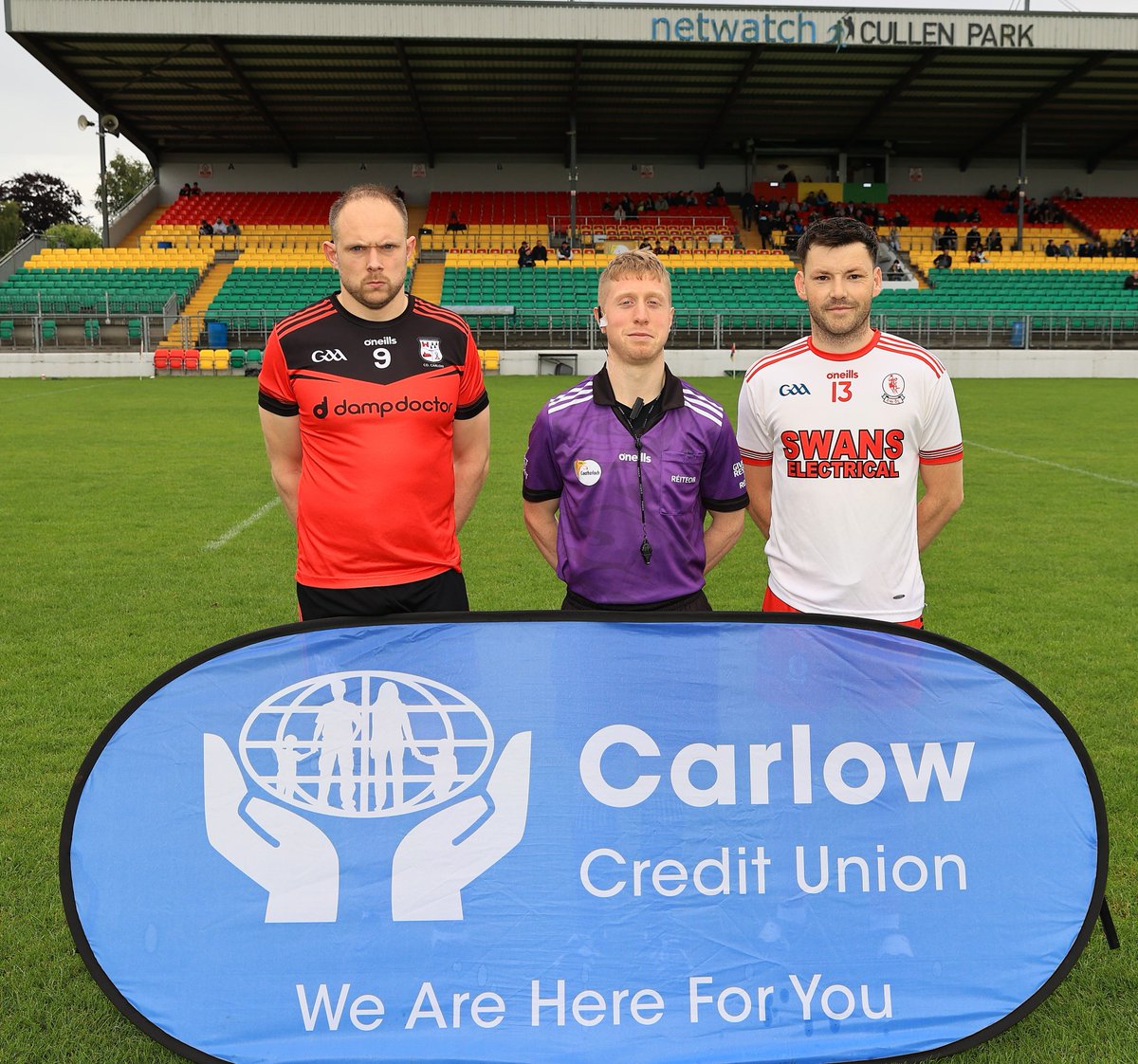 Pat Ahern (@pgahern) on Twitter photo Congratulations to Eire Og who won the Carlow Credit Union SFL Div 2 final against Kildavin/Clonegal in NCP this evening. Ref Lar Murphy with Niall Quinlan and Pauric Hickey <a href="/Carlow_GAA/">Carlow GAA</a> <a href="/Natsport/">Nationalist Sport</a> <a href="/TheLeftWingBack/">The Left Wing Back</a> <a href="/Eireogcarlow/">รire รg CLG Carlow</a> <a href="/KC_GAA/">Kildavin/ClonegalGAA</a> Congratulations to Eire Og who won the Carlow Credit Union SFL Div 2 final against Kildavin/Clonegal in NCP this evening. Ref Lar Murphy with Niall Quinlan and Pauric Hickey <a href="/Carlow_GAA/">Carlow GAA</a> <a href="/Natsport/">Nationalist Sport</a> <a href="/TheLeftWingBack/">The Left Wing Back</a> <a href="/Eireogcarlow/">รire รg CLG Carlow</a> <a href="/KC_GAA/">Kildavin/ClonegalGAA</a>