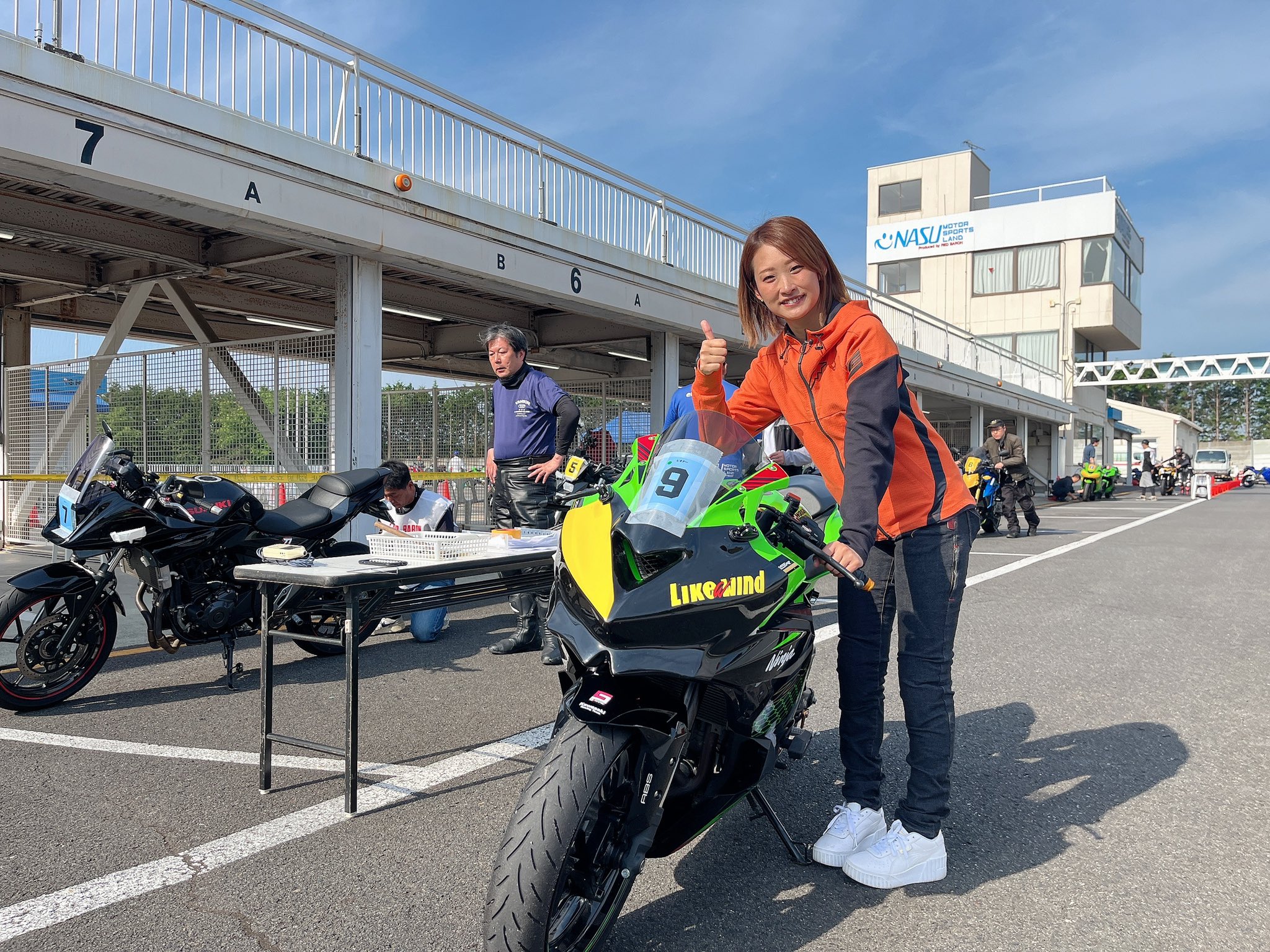 人気ブランドバ40代 たはらかすみ☆ZX10R☆ZX25R☆NSF100 (@kasumithr) / X 封筒・はがき・レター用品