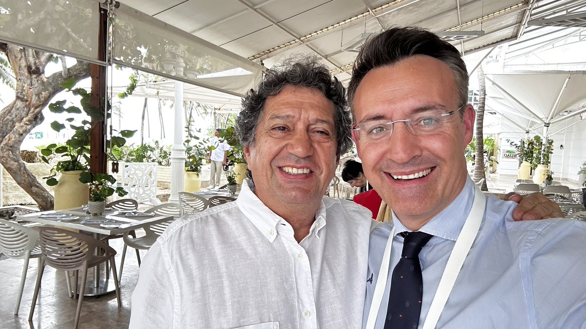 Dr. Roberto Martin-Reyes (@rmartinreyes) on Twitter photo Un placer saludarte <a href="/asosaliprandi/">Alvaro Sosa Liprandi</a> !! Un referente en Latinoamérica Un placer saludarte <a href="/asosaliprandi/">Alvaro Sosa Liprandi</a> !! Un referente en Latinoamérica