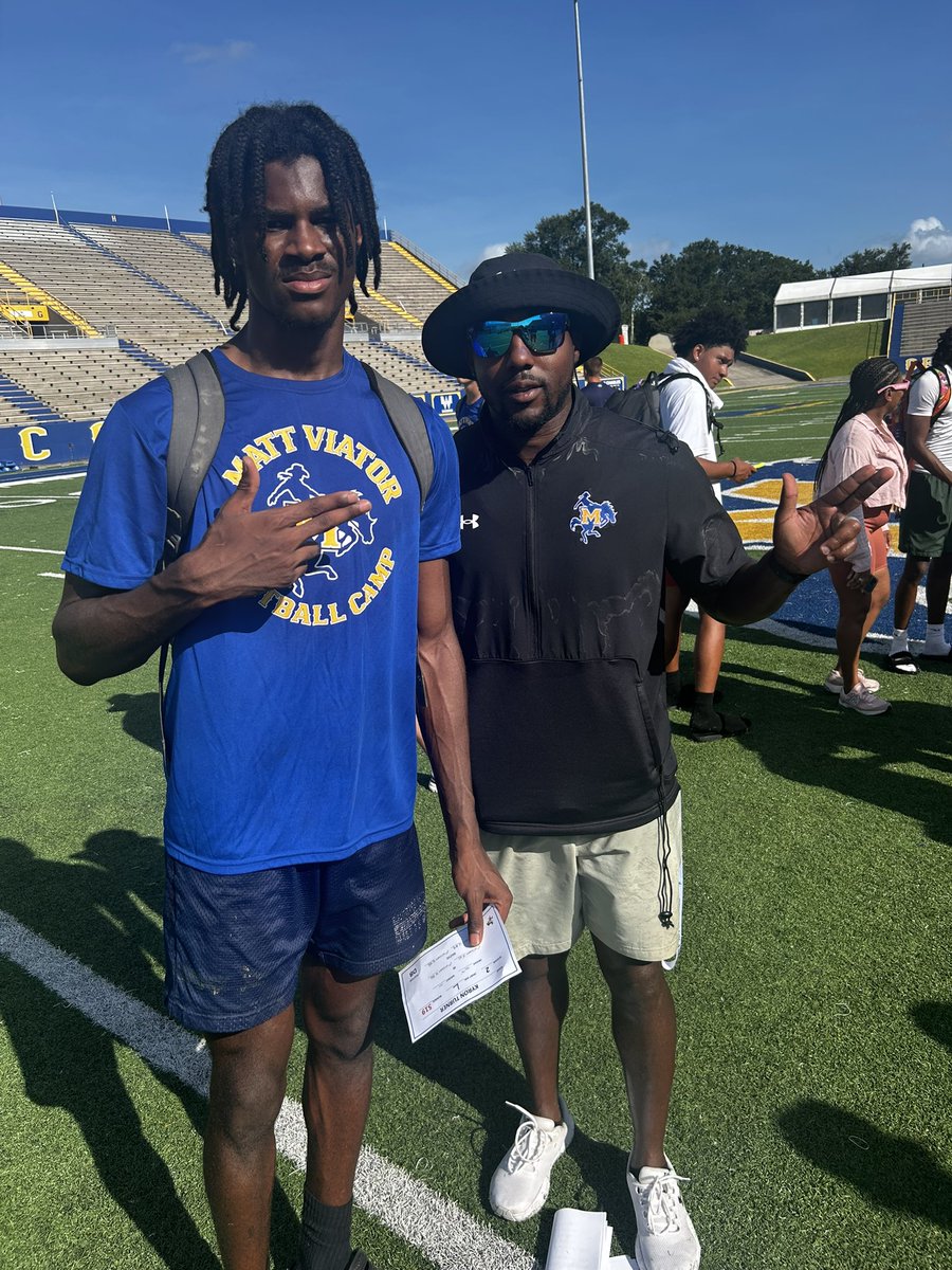 Blessed to receive a offer from Mcneese university #AGTG <a href="/CoachViator/">Matt Viator</a> <a href="/CoachTCaheeII/">Terence Cahee II</a>
