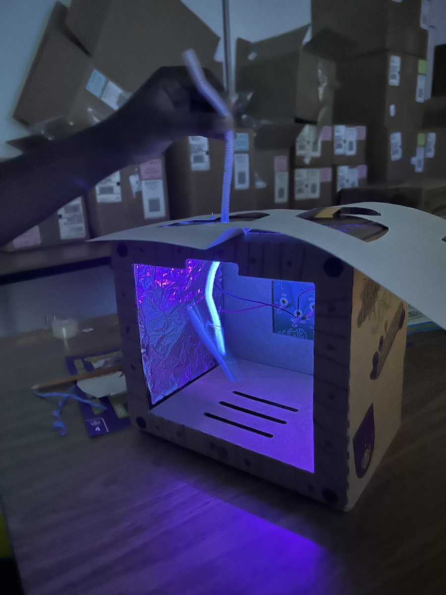 Janie Whittemore, M.Ed. (@litwhitted) on Twitter photo 💡🔧 From wiring Glow Boxes to discovering shadows and making puppets—our students are lighting up learning with creativity and curiosity at Title I Camp HB3! #STEM #Makerspace #GlowBoxProject #ShadowScience 💡🔧 From wiring Glow Boxes to discovering shadows and making puppets—our students are lighting up learning with creativity and curiosity at Title I Camp HB3! #STEM #Makerspace #GlowBoxProject #ShadowScience