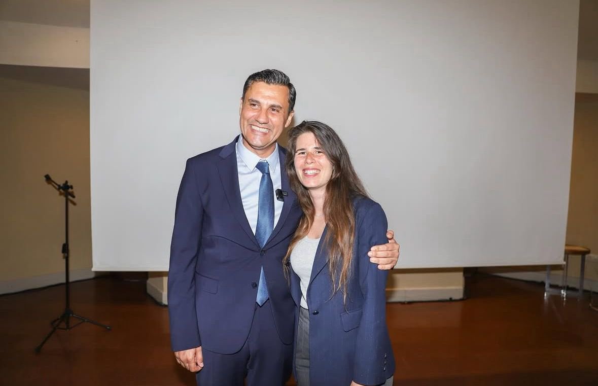 laldenizlicesme's tweet photo. Canım abim, Başkanım Ferdi Zeyrek’in evinde yaşadığı talihsiz kaza sonucu ağır yaralandığını büyük bir üzüntüyle öğrendim.

Dualarım, kalbim onunla. En kısa sürede sağlığına kavuşmasını diliyorum. https://t.co/Bm9YM0qFtF