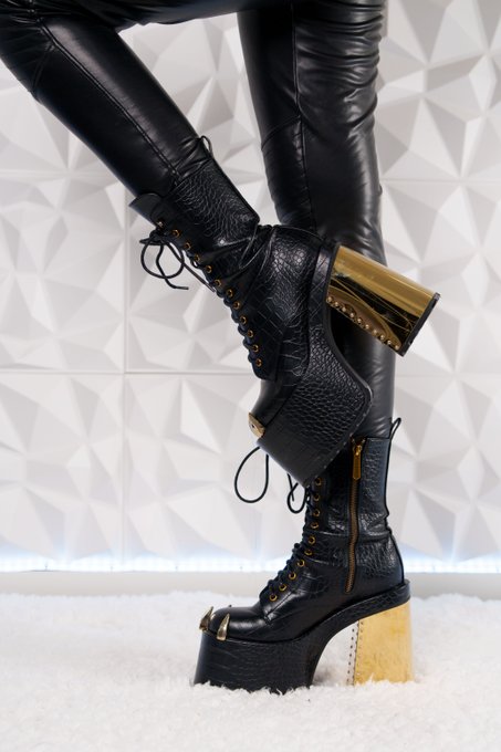 Watch Rosie ★ Pinipy 🇦🇺's leaked NSFW photo on TwXstars