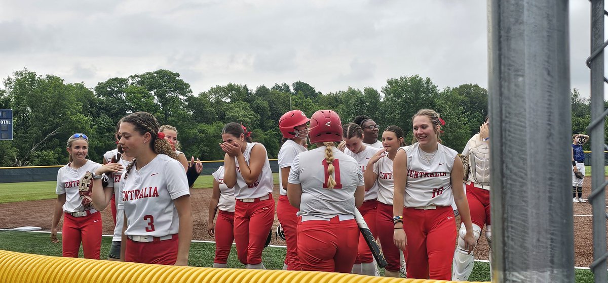 Ryan Roddy (@ryanroddy75) on Twitter photo 🥎 Final: <a href="/CtownAnnieSB/">Centralia Annie Softball</a> 6-0 Marion
Maddy Francois: CG 1H 15K
#3ATriadSectionalChampionship at O'Fallon
<a href="/X95radio/">95.3 X95 - #1 Hit Music Station</a> <a href="/section618/">Section618.com</a>
<a href="/wmixsports/">WMIX Sports</a> <a href="/STLhssports/">STLhighschoolsports</a> <a href="/areasports/">AreaSports.net</a> <a href="/WGGH_Radio/">WGGH Radio</a> <a href="/1035ESPN/">1035ESPN</a> <a href="/deuceandabuse/">Darren Kinnard</a>
<a href="/RRSportsCentral/">River Radio Sports Central</a> 🥎 Final: <a href="/CtownAnnieSB/">Centralia Annie Softball</a> 6-0 Marion
Maddy Francois: CG 1H 15K
#3ATriadSectionalChampionship at O'Fallon
<a href="/X95radio/">95.3 X95 - #1 Hit Music Station</a> <a href="/section618/">Section618.com</a>
<a href="/wmixsports/">WMIX Sports</a> <a href="/STLhssports/">STLhighschoolsports</a> <a href="/areasports/">AreaSports.net</a> <a href="/WGGH_Radio/">WGGH Radio</a> <a href="/1035ESPN/">1035ESPN</a> <a href="/deuceandabuse/">Darren Kinnard</a>
<a href="/RRSportsCentral/">River Radio Sports Central</a>