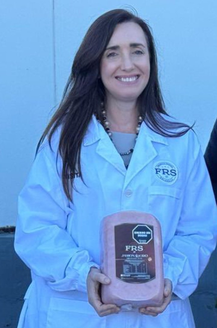 Jamoncitoooo... 🐷🐷🐷

VILLARRUEL CONDUCCIÓN 🇦🇷 ✝️