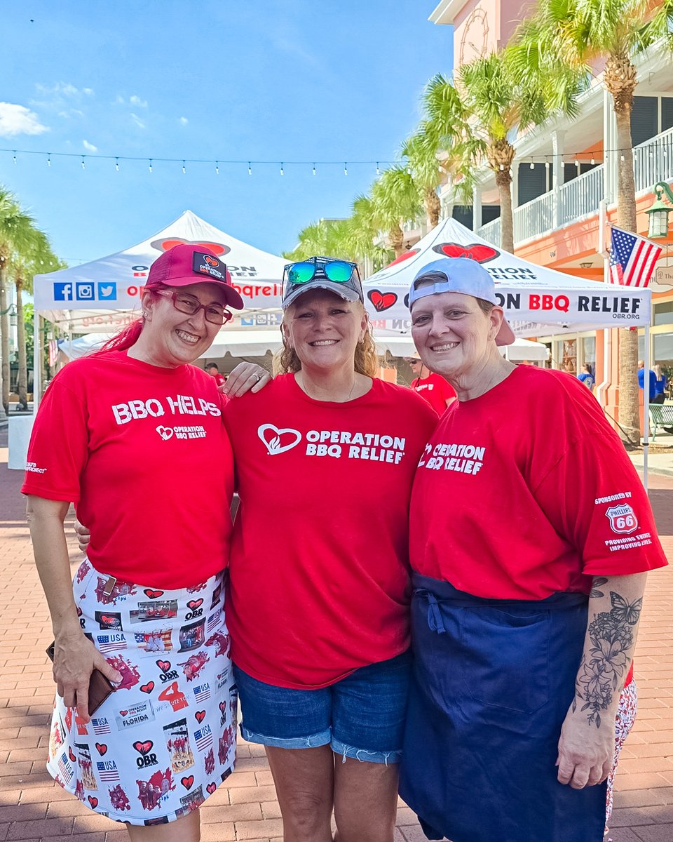 OpBBQRelief's tweet photo. On May 16, we teamed up with @VolunteerFla to serve 350 meals to FL law enforcement at the finish of the 2025 Special Olympics Torch Run. Honored to fuel those who serve—and big thanks to our awesome volunteers who made it happen!
#OperationBBQRelief #AlwaysServing #WhyWeBBQ https://t.co/GyAzKwP6GK
