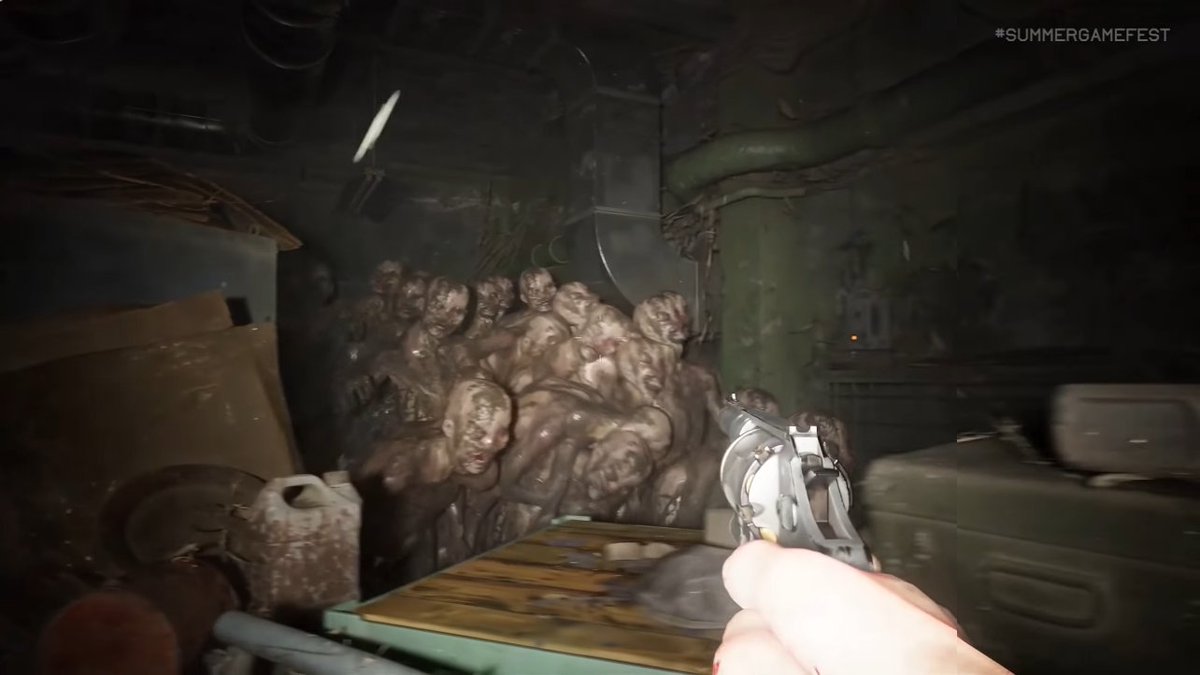 Money Plane tweet media