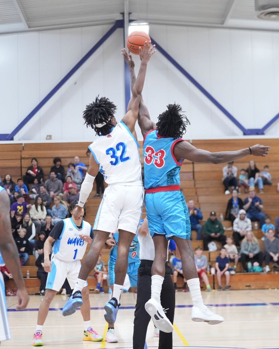 The Western Conference Finals start TONIGHT at 6pm! 

We are on the road against the Great Falls Electric, but catch the game live on TBLTV.tv!

#SharksBasketball