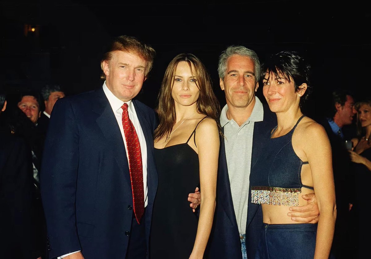 hjhjhdsdj98's tweet image. The idiot and ignorant puppets of Trump!!! Elon Musk bring him down
