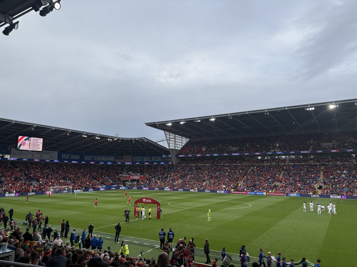 Ben Thomas (@bthomasjourno) on Twitter photo 📍The Cardiff City Stadium
Oh it’s good to be back! Wales continue their quest to the 2026 World Cup against Liechtenstein tonight
<a href="/YClwbPelDroed/">Y Clwb Pêl-Droed</a> | #Cymru 📍The Cardiff City Stadium
Oh it’s good to be back! Wales continue their quest to the 2026 World Cup against Liechtenstein tonight
<a href="/YClwbPelDroed/">Y Clwb Pêl-Droed</a> | #Cymru