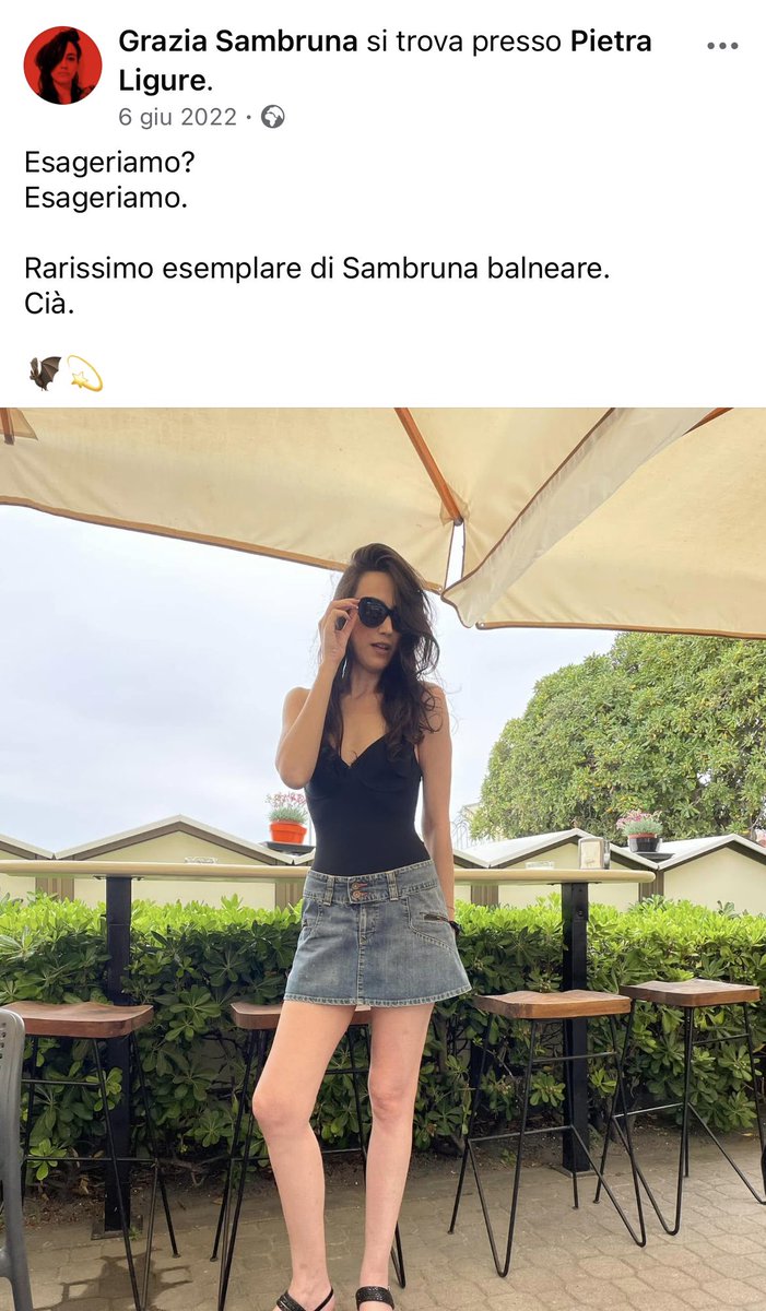 Rarissimo esemplare di Sambruna balneare, 3 anni fa 🏖️ Da archivio Fb (che sì, esiste ancora ✨)