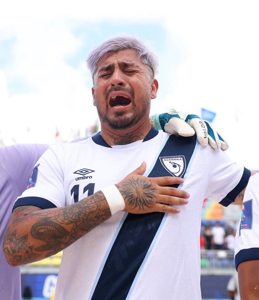 DIPGT's tweet photo. “No me voy a ilusionar con la selección  de Guatemala, siempre pierde”

Yo cuando suene el himno vs RD: https://t.co/ISIorZVTdN