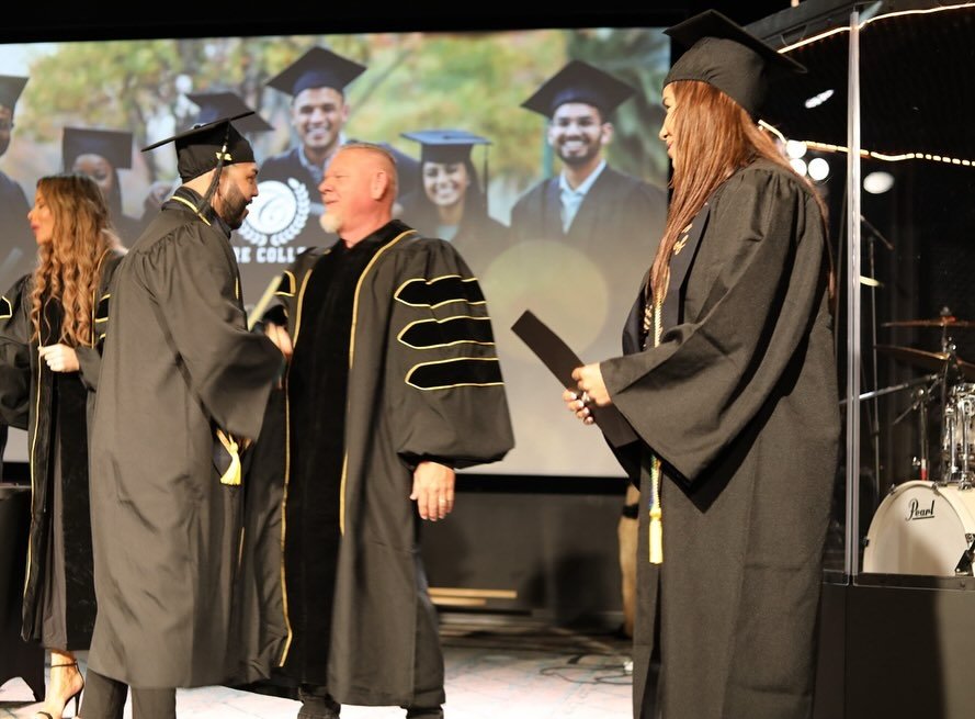 Jennifer_caro tweet media